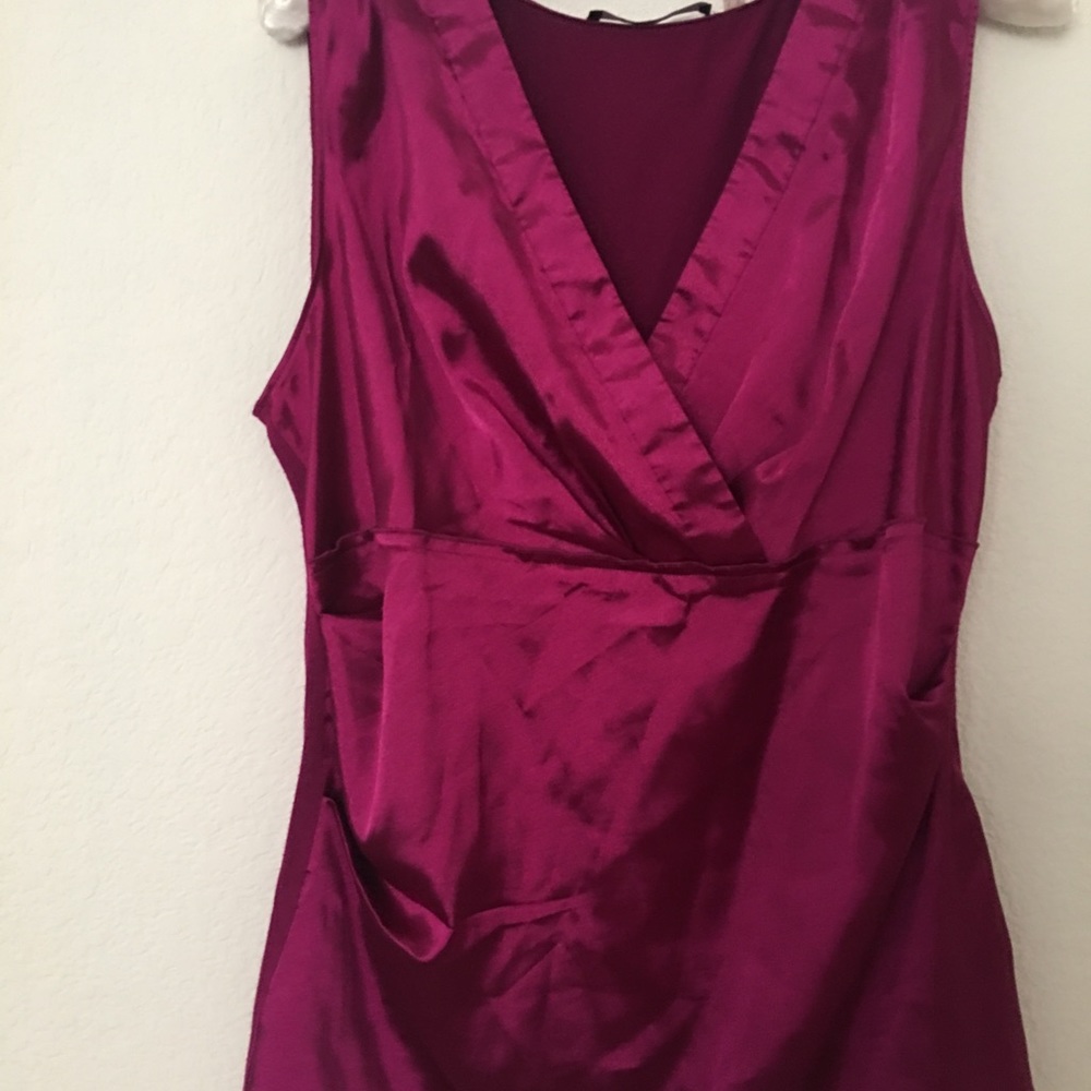Tahari top